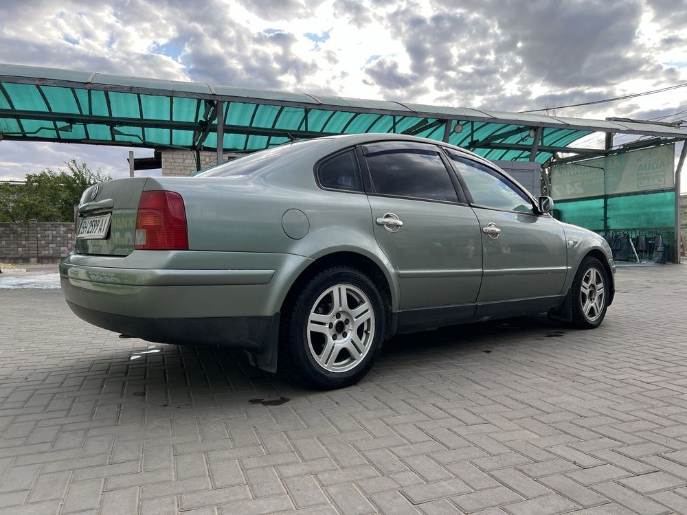 Продам автомобіль wolksvagen passat b5 2.8 v6