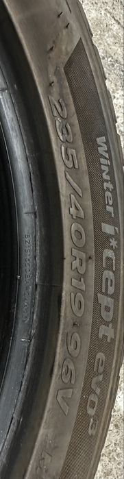 Opony zimowe Hankook 235x40x19