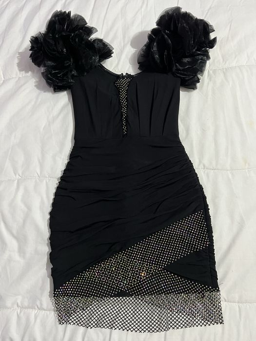 Vestido preto elegante