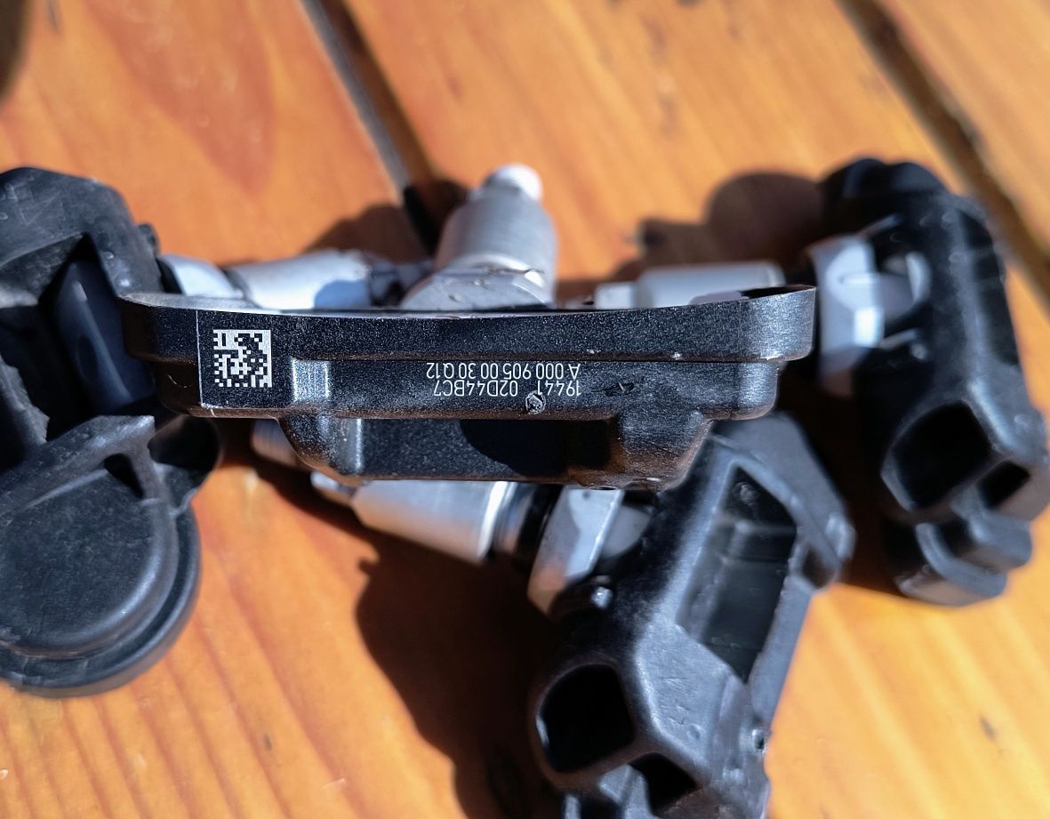 Czujniki ciśnienia opon tpms Mercedes 2546A-GG4T