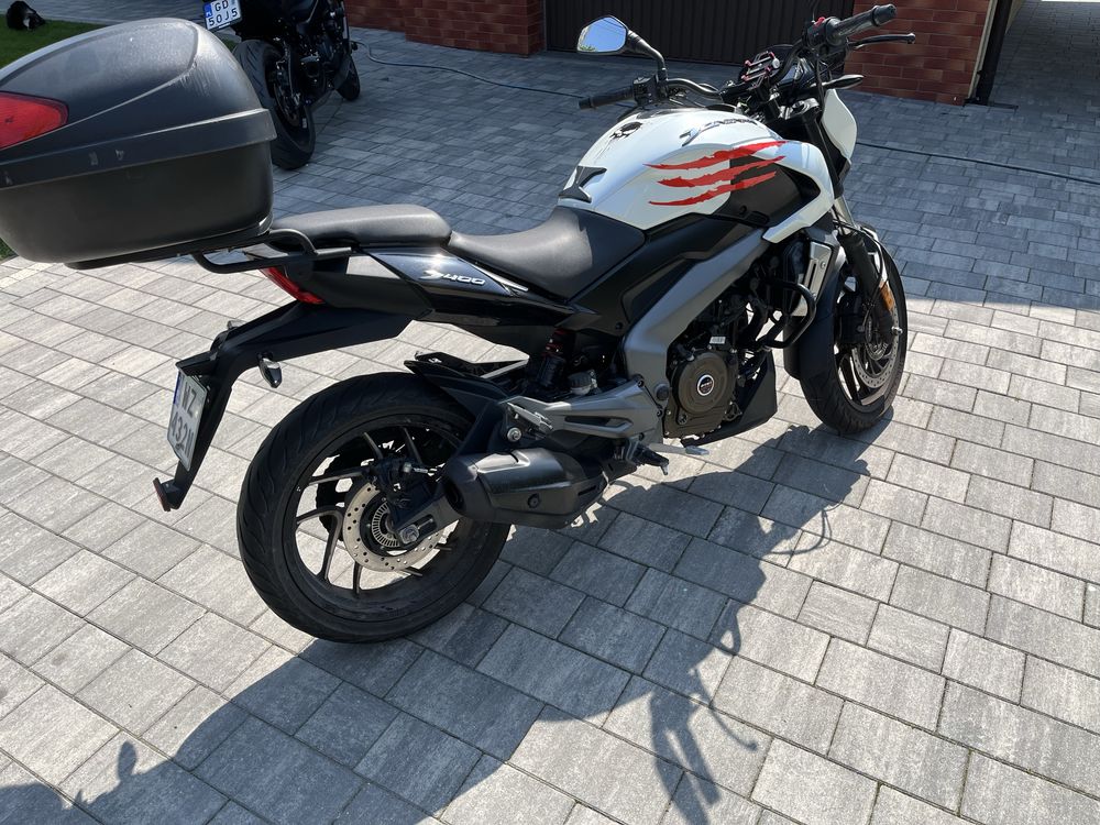 Bajaj Dominar 400