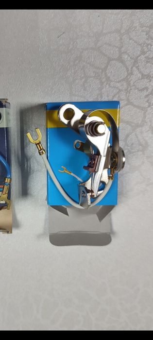 Кришки трамблера,проводи,контакти  Ваз 2101-2107 Нові