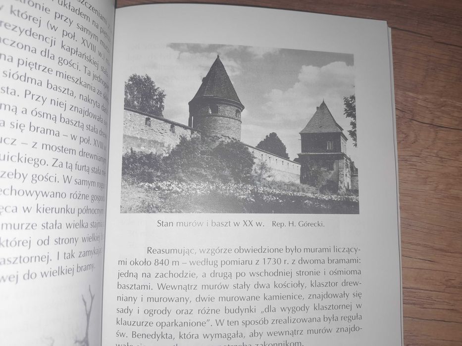 Czterysta lat opactwa Benedyktynek w Jarosławiu Albin Sroka  Jarosław