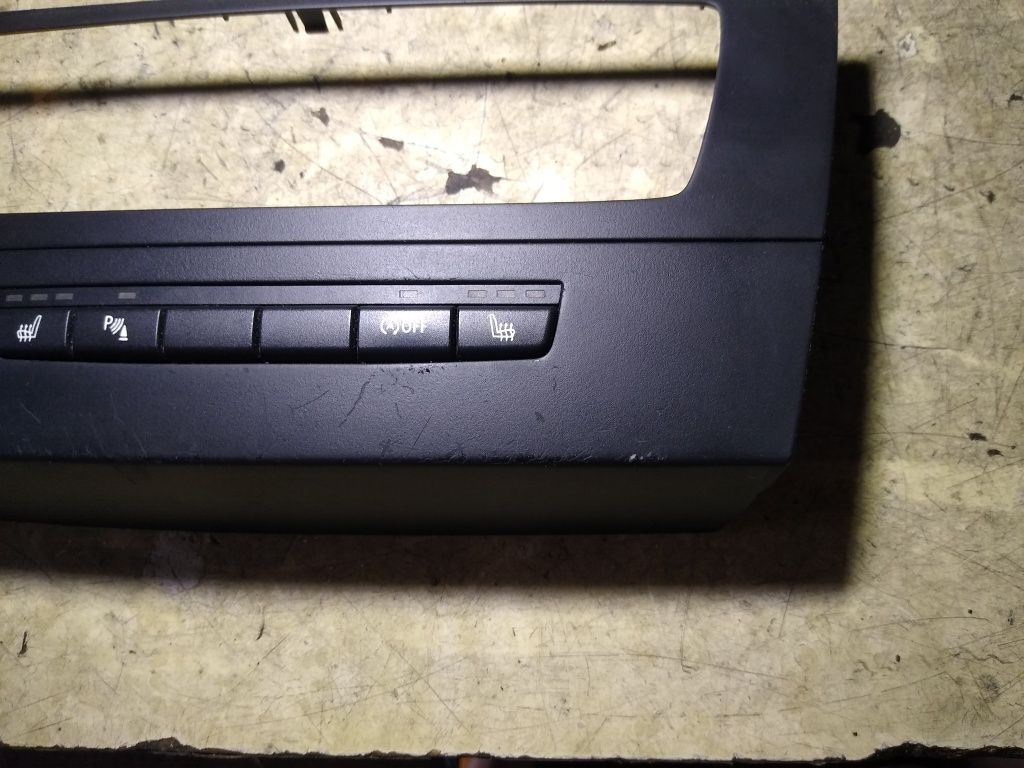 Panel ramka grzane fotele BMW E90 E91 oryginał komplet