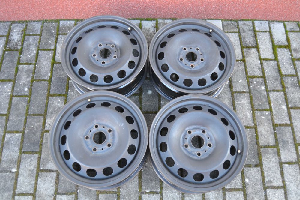 Felgi stalowe 16 cali VW Audi Skoda 5q0 5x112 et43 6x16 komplet felg