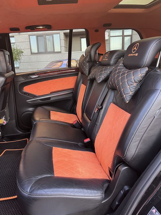 Mercedes-Benz GL 550