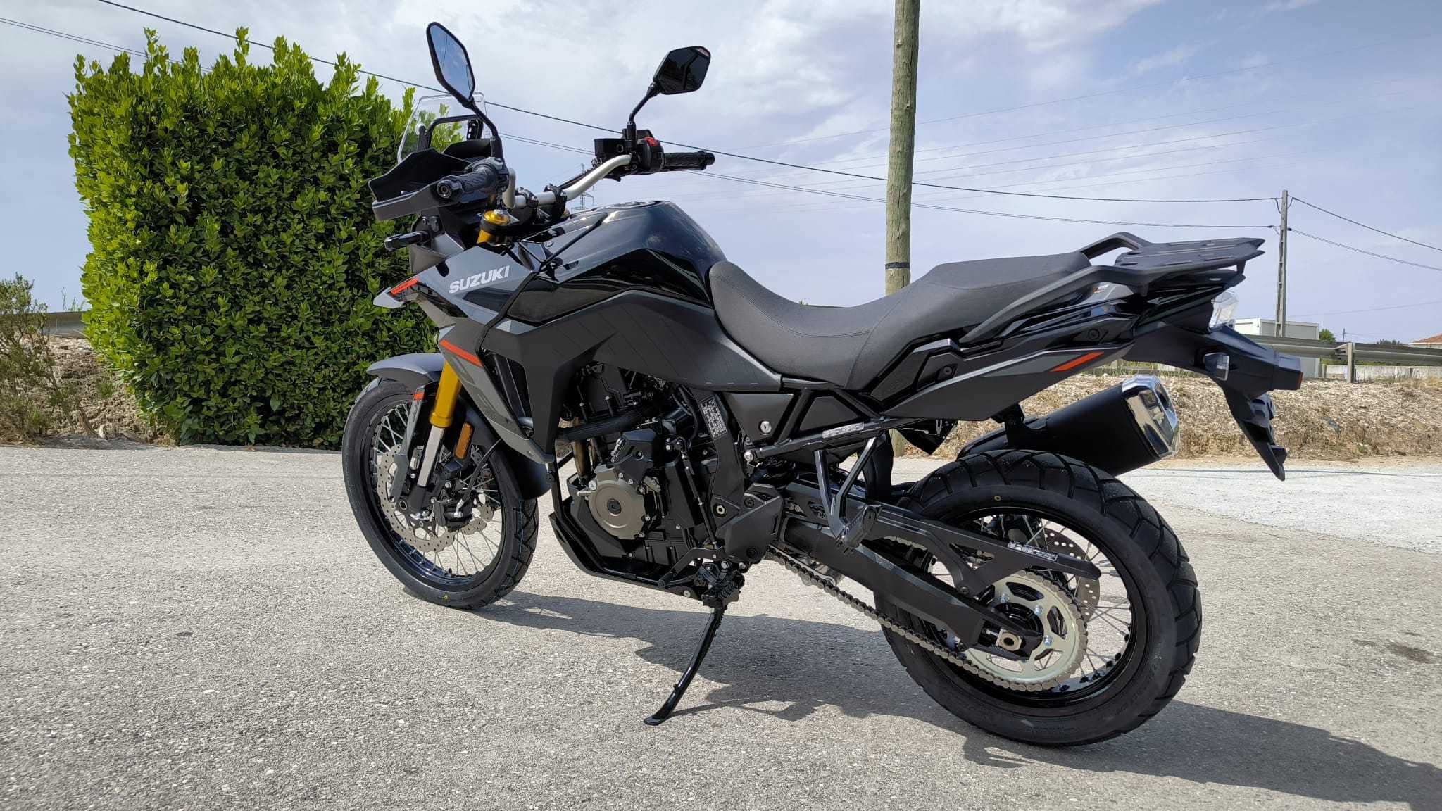 Suzuki V-Strom 800 DE, nova cor