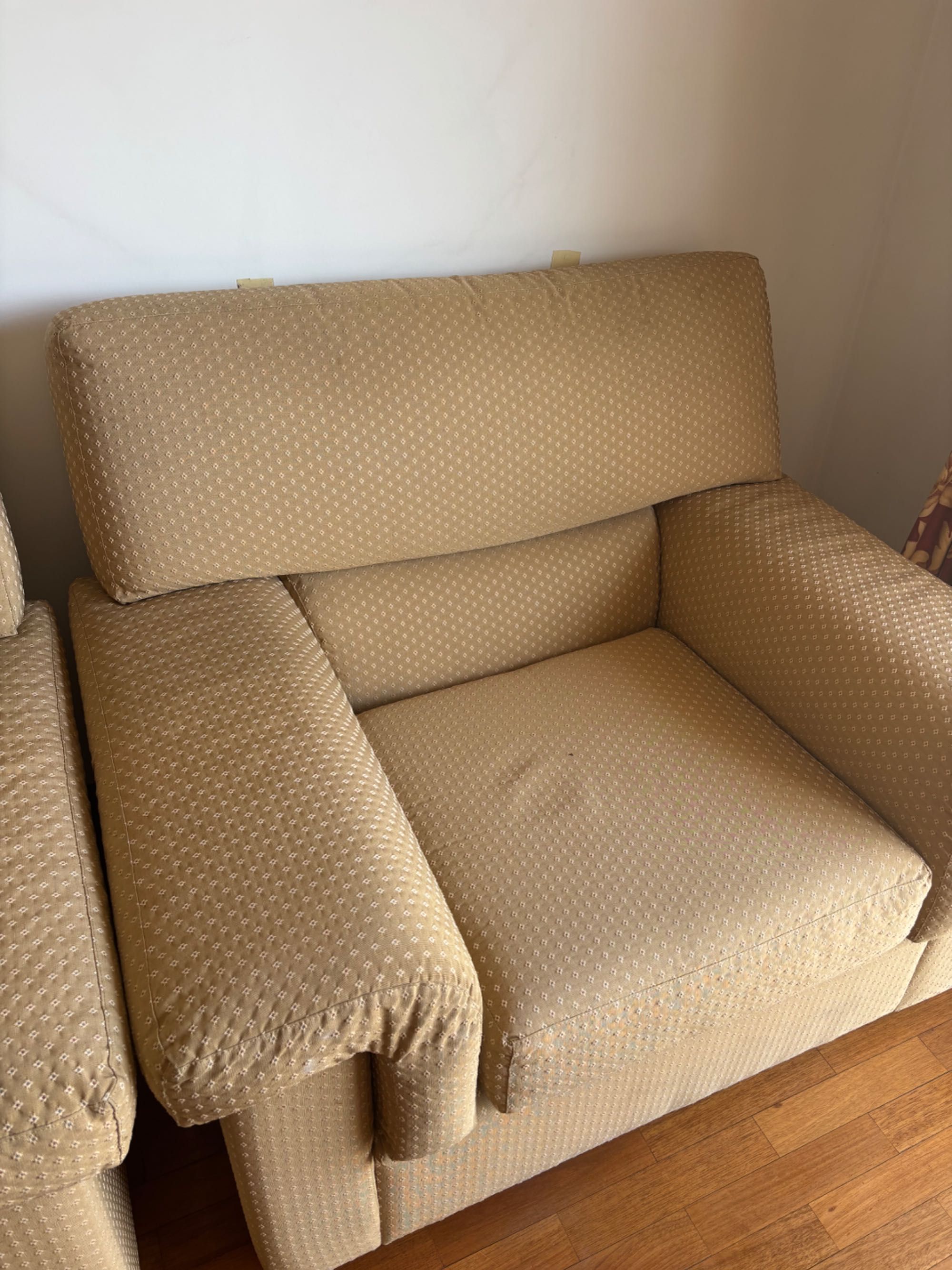 Conjunto de dois sofás individuais