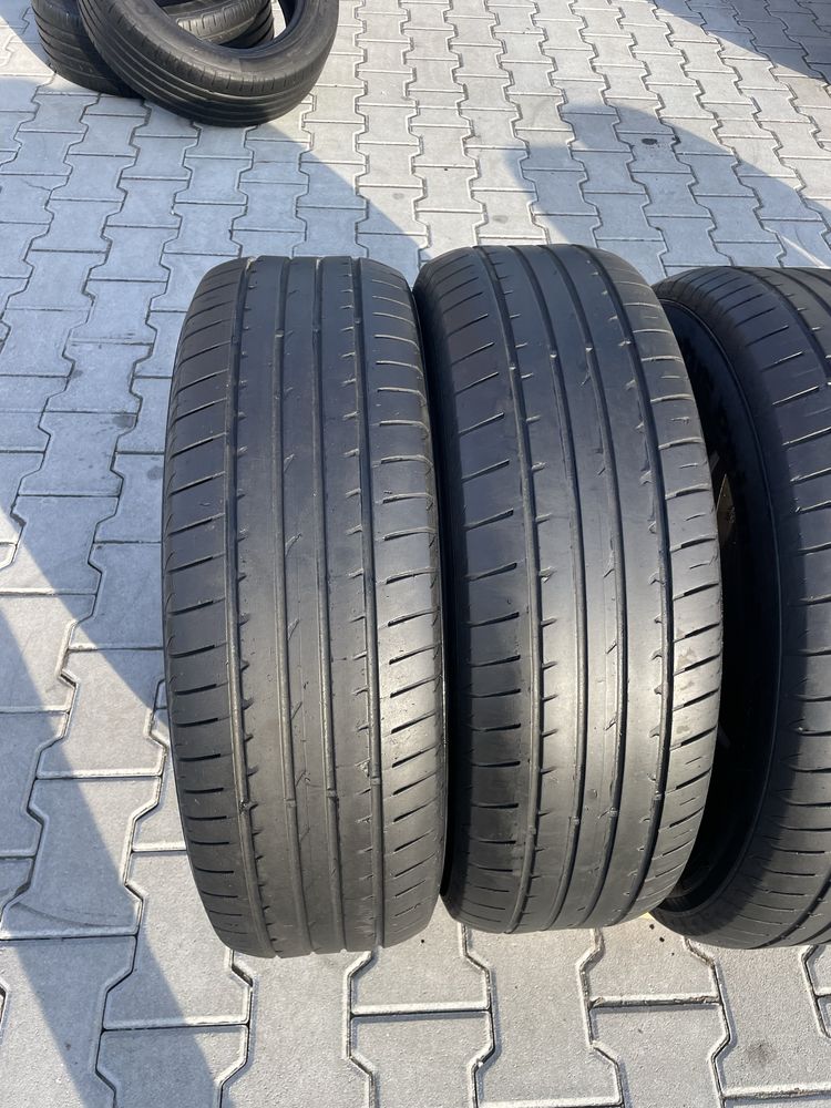 Колеса/резина/гума 215/70R16 Hankook