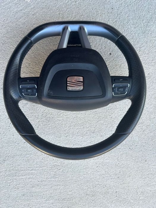 Volante seat ibiza leon cupra R com airbag