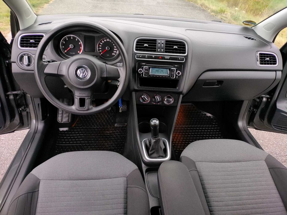 VW Polo 1.2i 12v-Klima-Podgrzewane fotele-Parktronic-Transport pod dom