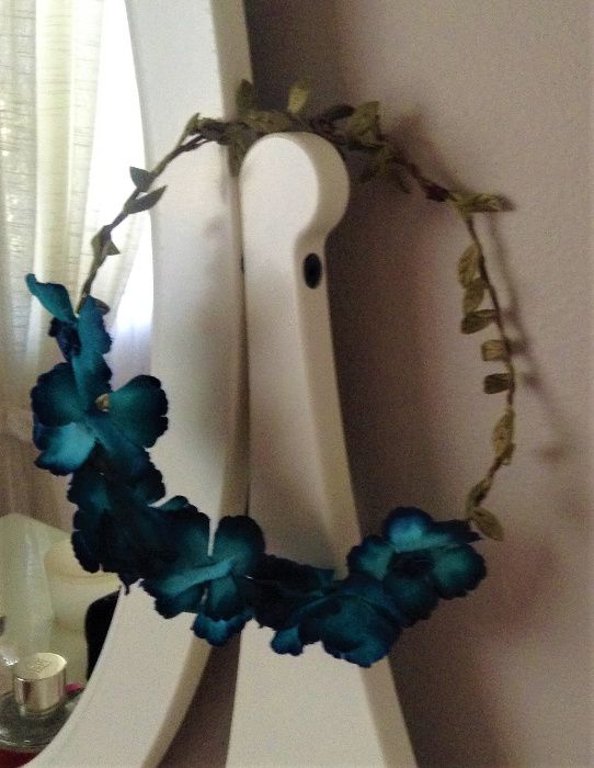 Coroa de flores H&M