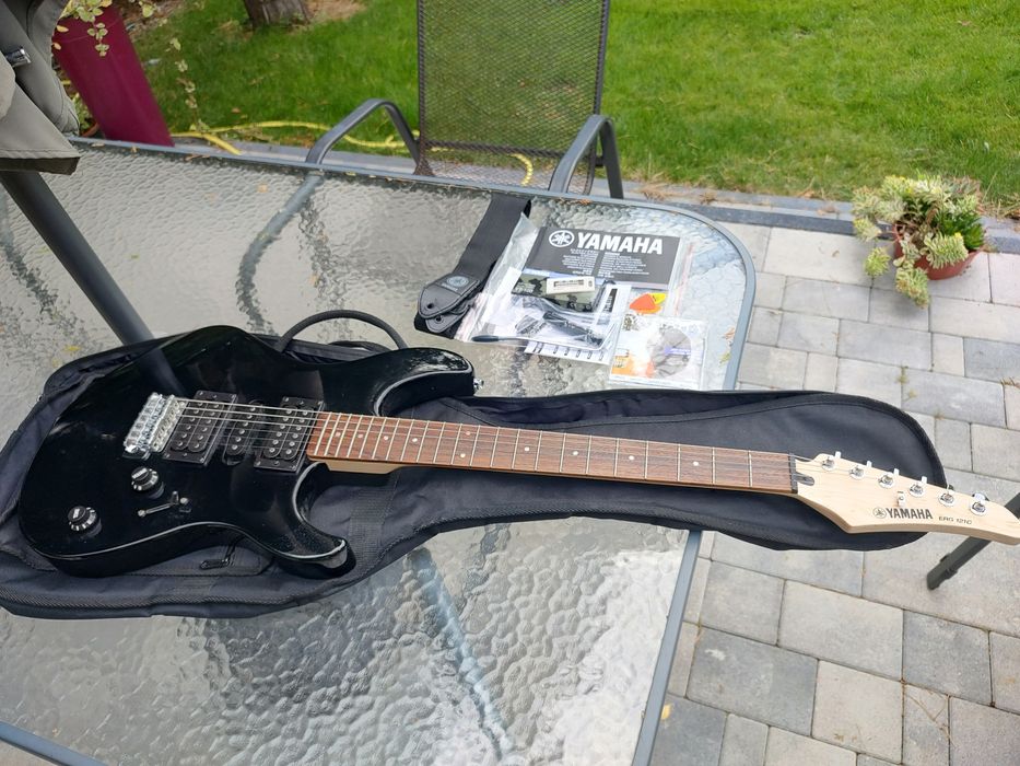 NOWA Yamaha ERG121C gitara elektryczna i zestaw  Superstrat !!