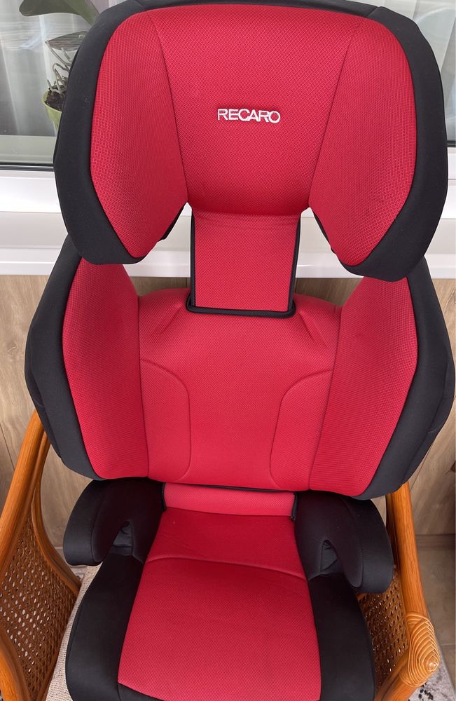 Автокрісло  Recaro Monza Nova Evo SeatFix