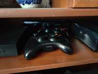 Konsola Xbox 360 + Kinect + 2 pady + gry
