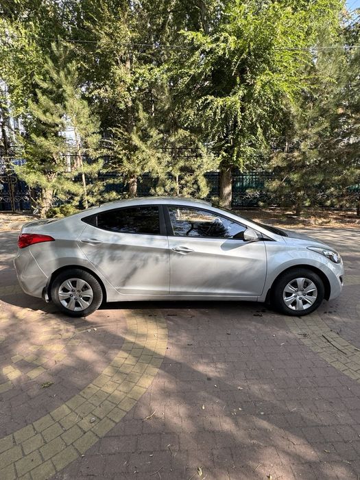 Hyundai Elantra 1,6