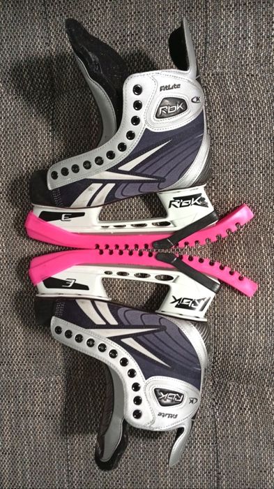 Хокейні ковзани для дорослих Reebok 1K Fitlite. Розмір 41, устілка 26