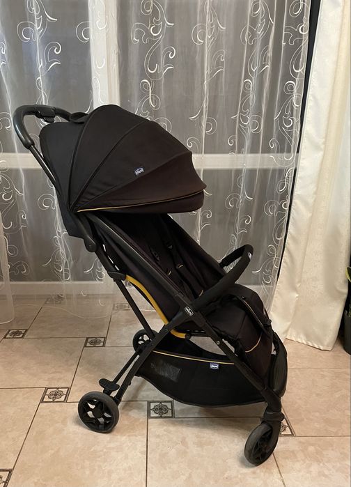 Прогулянковий візок Chicco