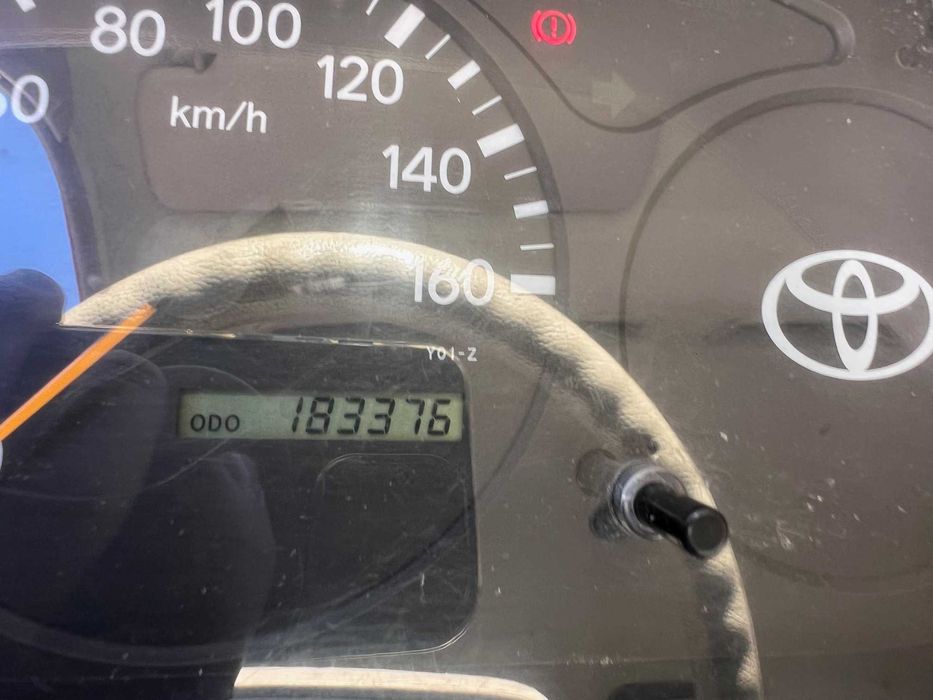 Carrinha Toyota dyna contentor 3.0CC