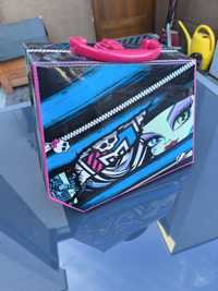 Walizka Monster High