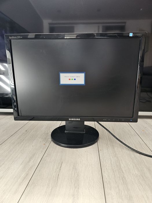 Monitor Samsung do komputera PC. Monitor 22 cale