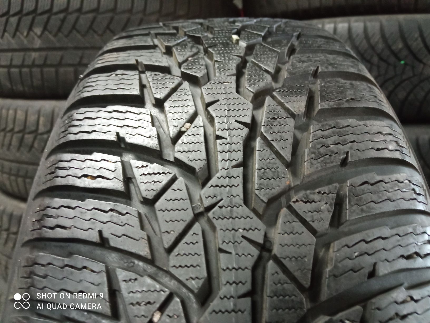 Opony Zimowe Nokian 195/60R16 89H