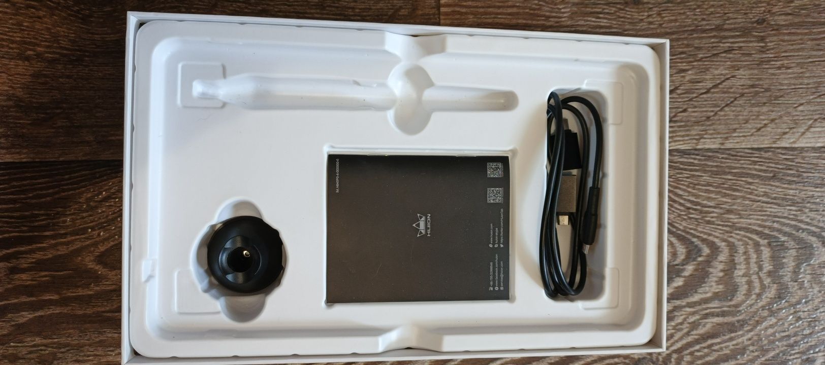 Графический планшет HUION Inspiroy H640P