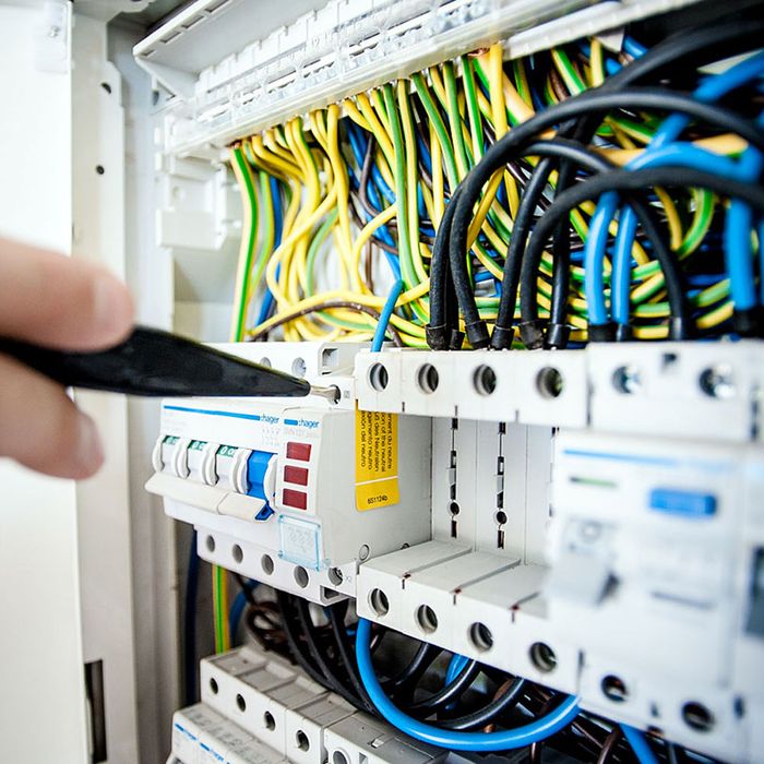 Elektryk , instalacje elektryczne , fotowoltaika ,  awarie , elektryka