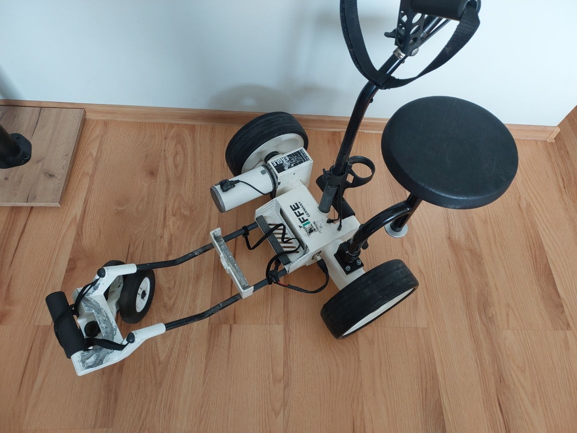 Wózek elektryczny do golfa