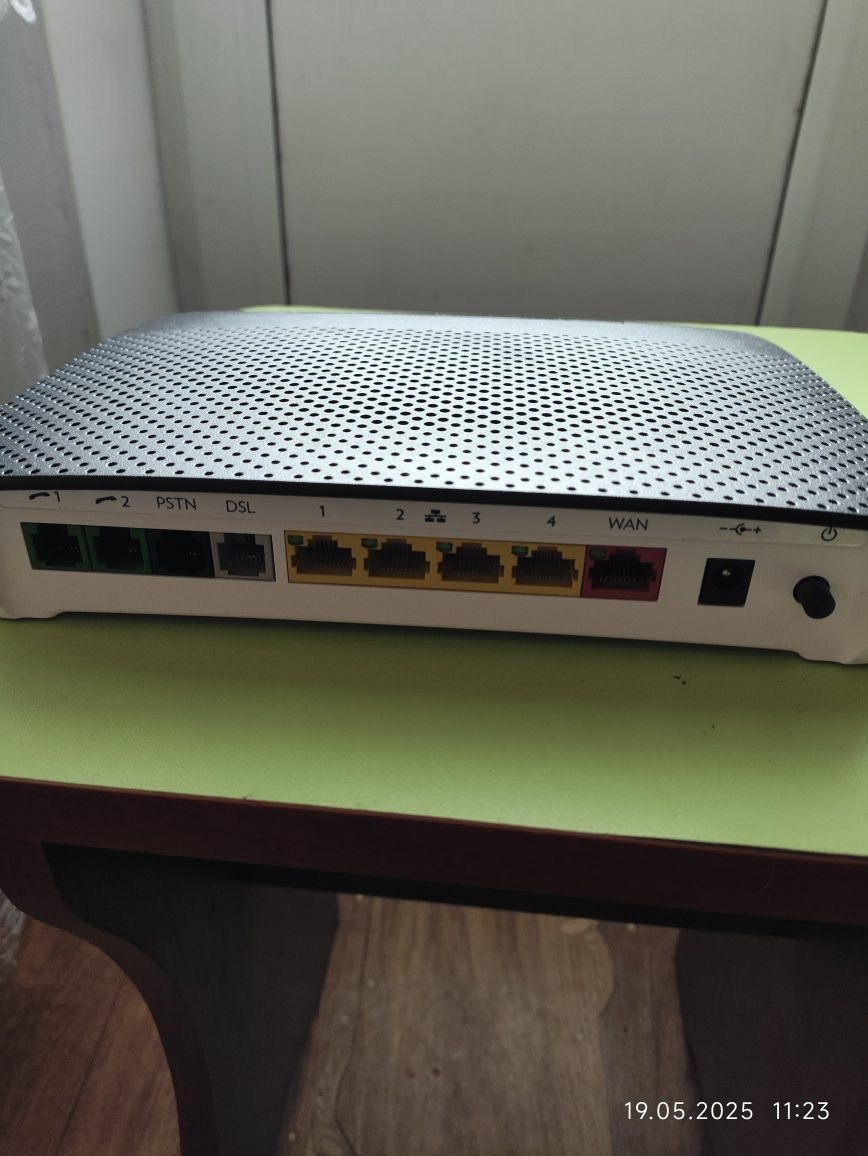 Роутер WiFi гигобитный на 5г и 2.5г