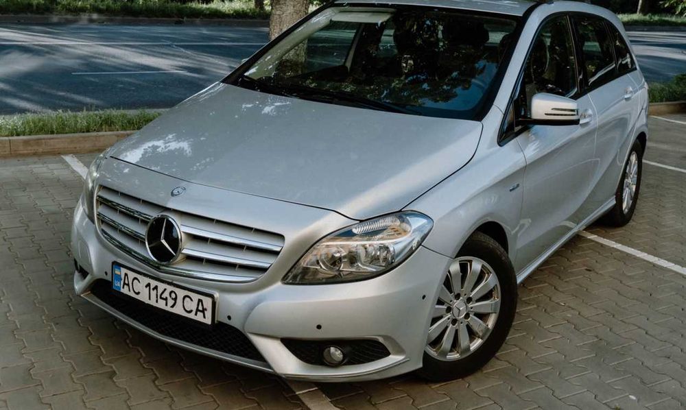 Mercedes Benz b 180 cdi