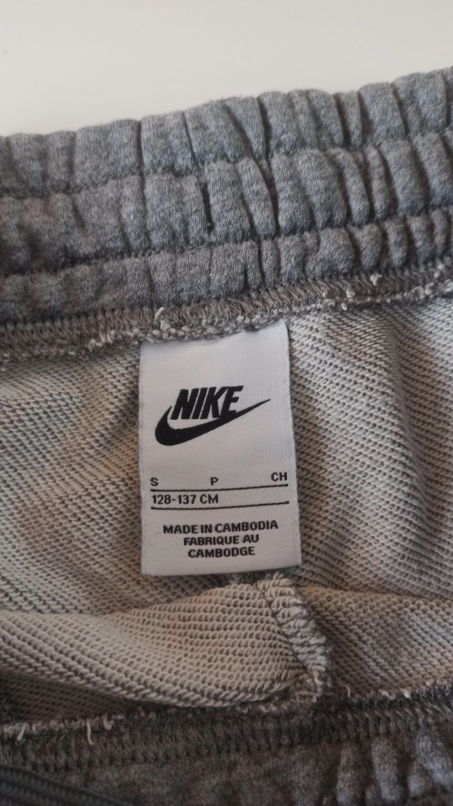 Joggery dla dziewczynki Nike