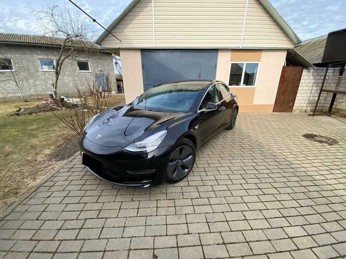 Tesla Model 3 Long Range