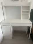 Secretaria criança ikea e cadeira