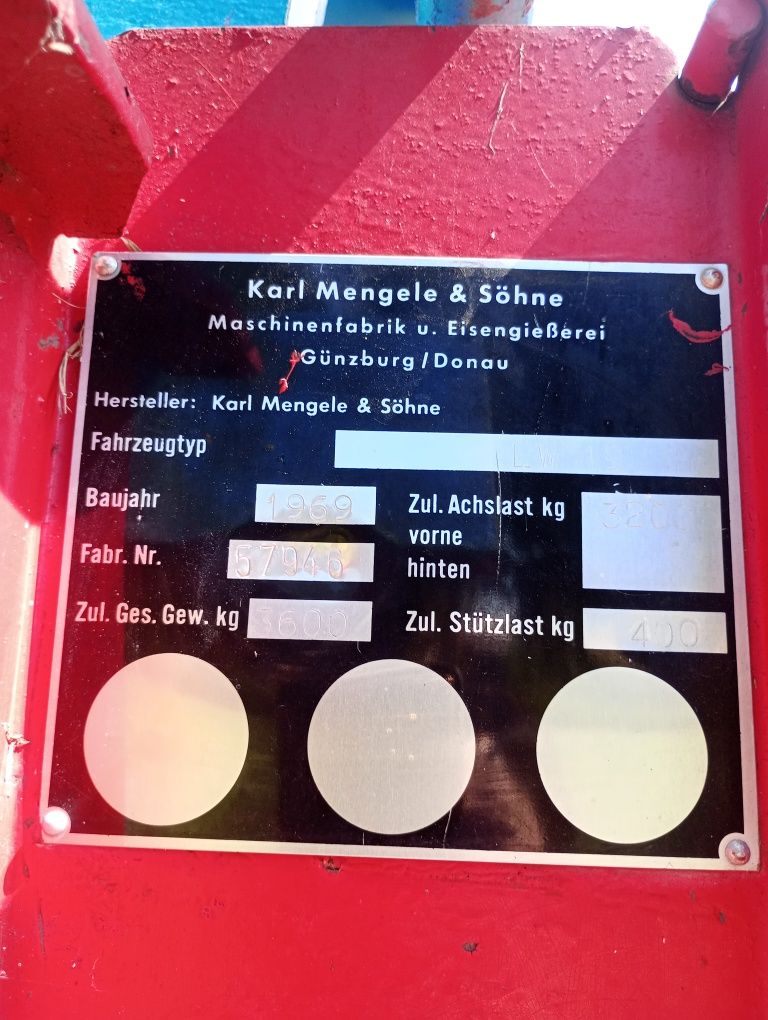 Przyczepa samozbierająca Mengele
