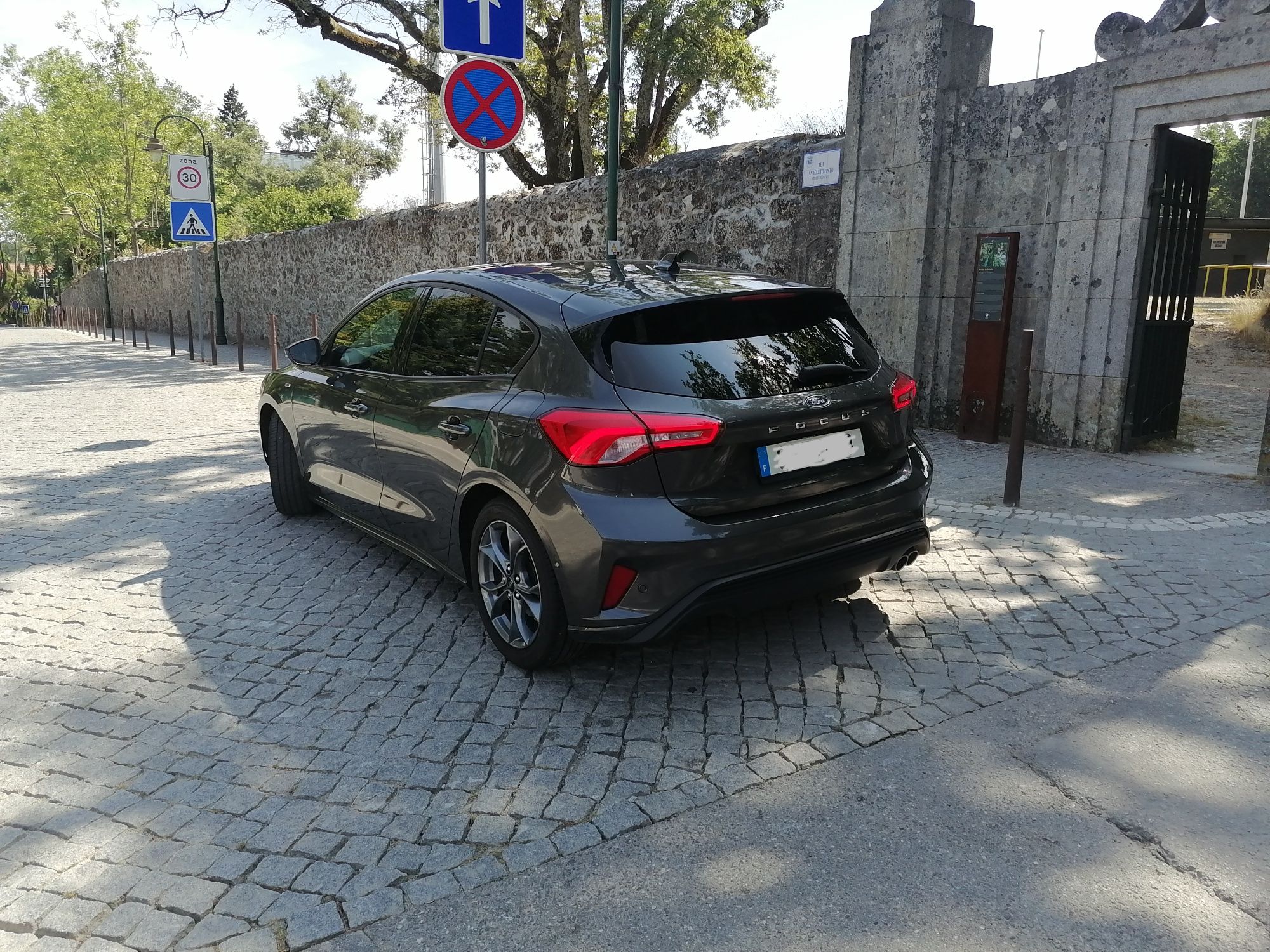 Ford focus 50000km com garantia