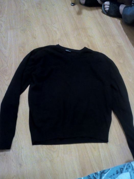Sweterek męski w szpic rozmiar L