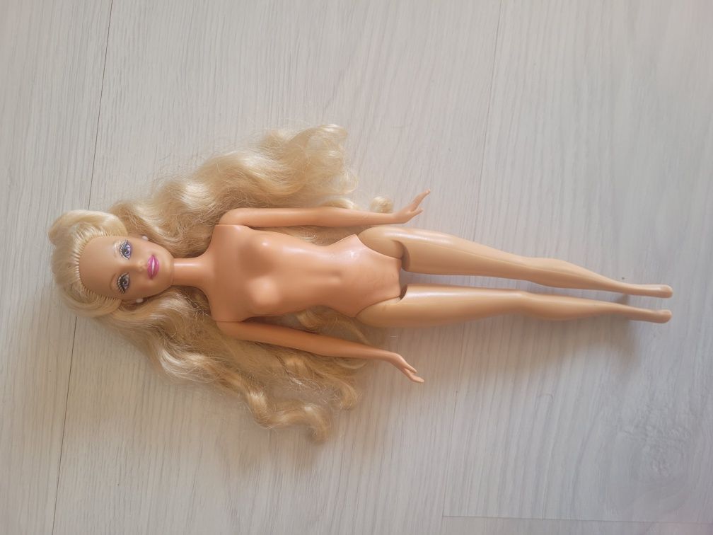Lalka barbie annika magia pegaza