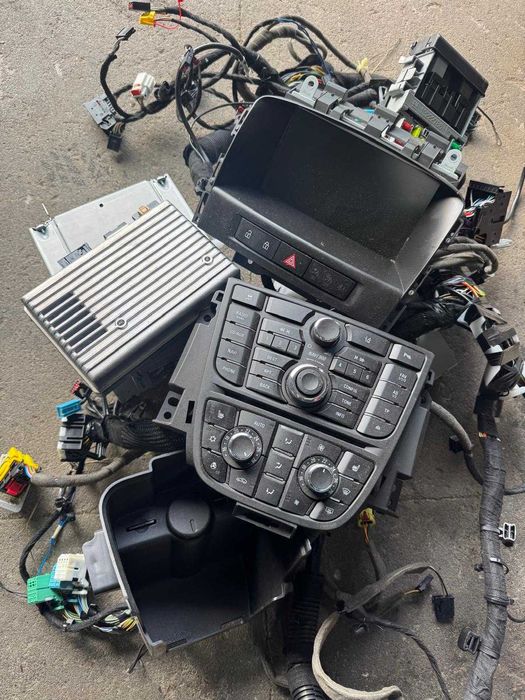 Nawigacja Opel Astra J Navi 900 zestaw europa