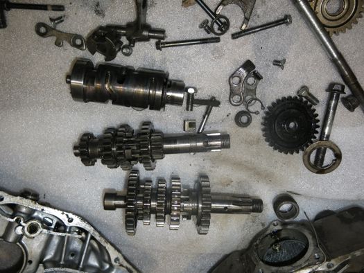 Zębatki skrzyni biegów Hyosung GA 125.