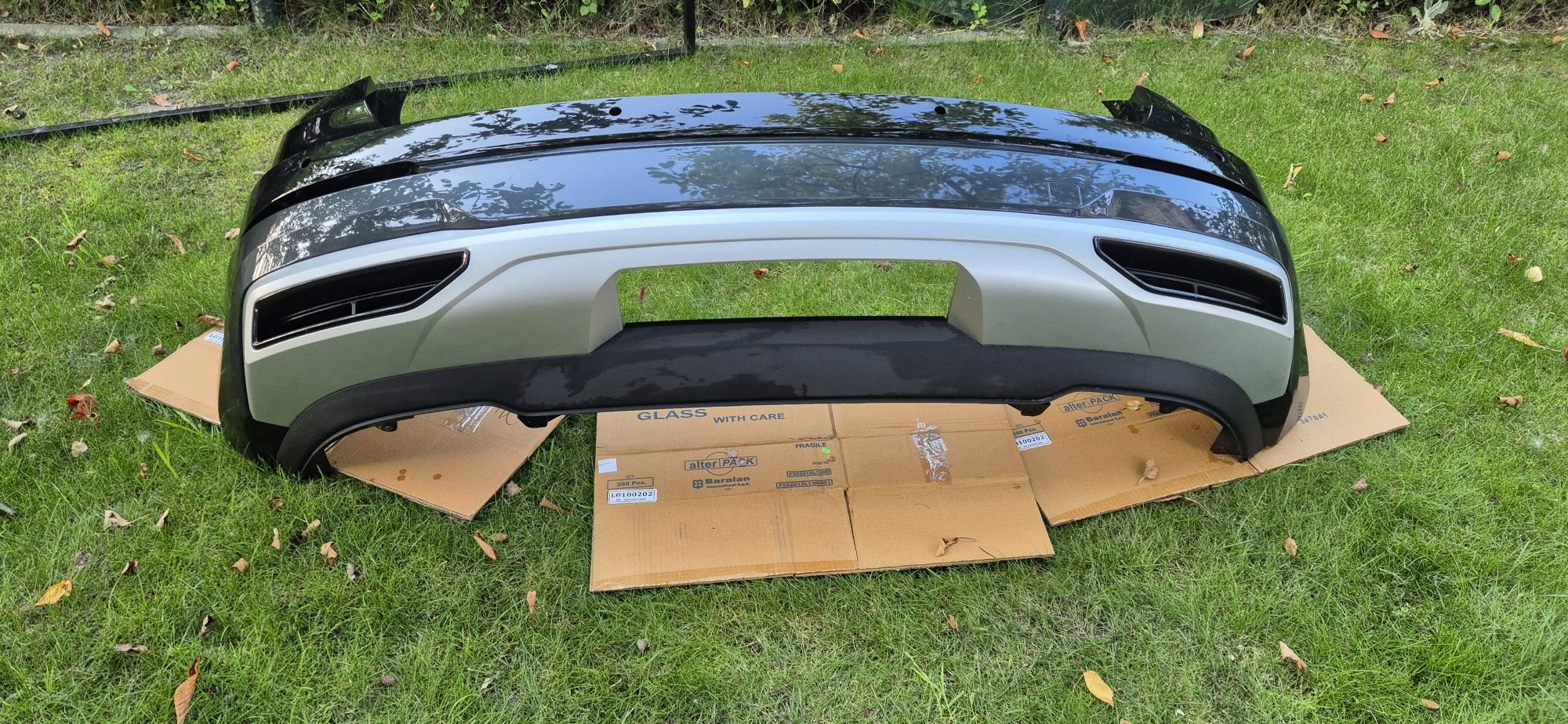 Zderzak tył Audi Q3 83A LY9T 83A807067A