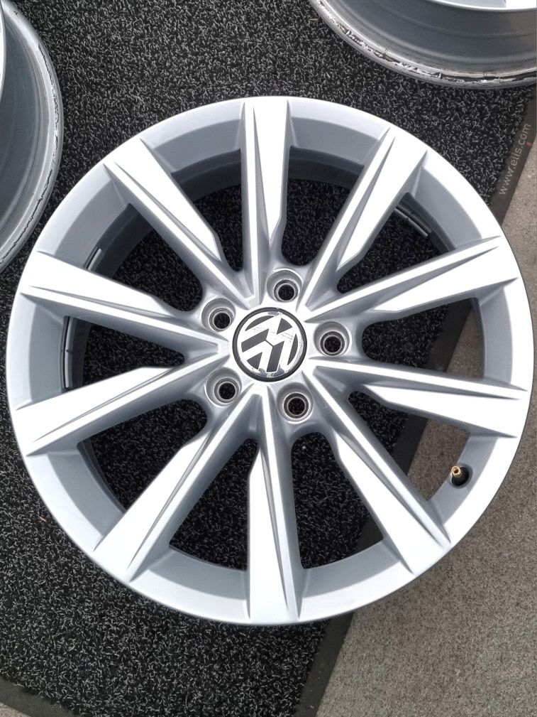 Felgi Alu 17" VW Tiguan Passat B8 B7 B6 T-Roc Golf Touran 5x112 Orygin