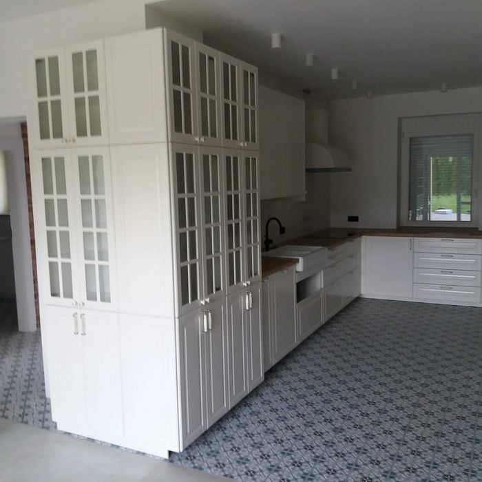 Montaż, składanie, skręcanie kuchni i mebli IKEA. Szafy PAX.