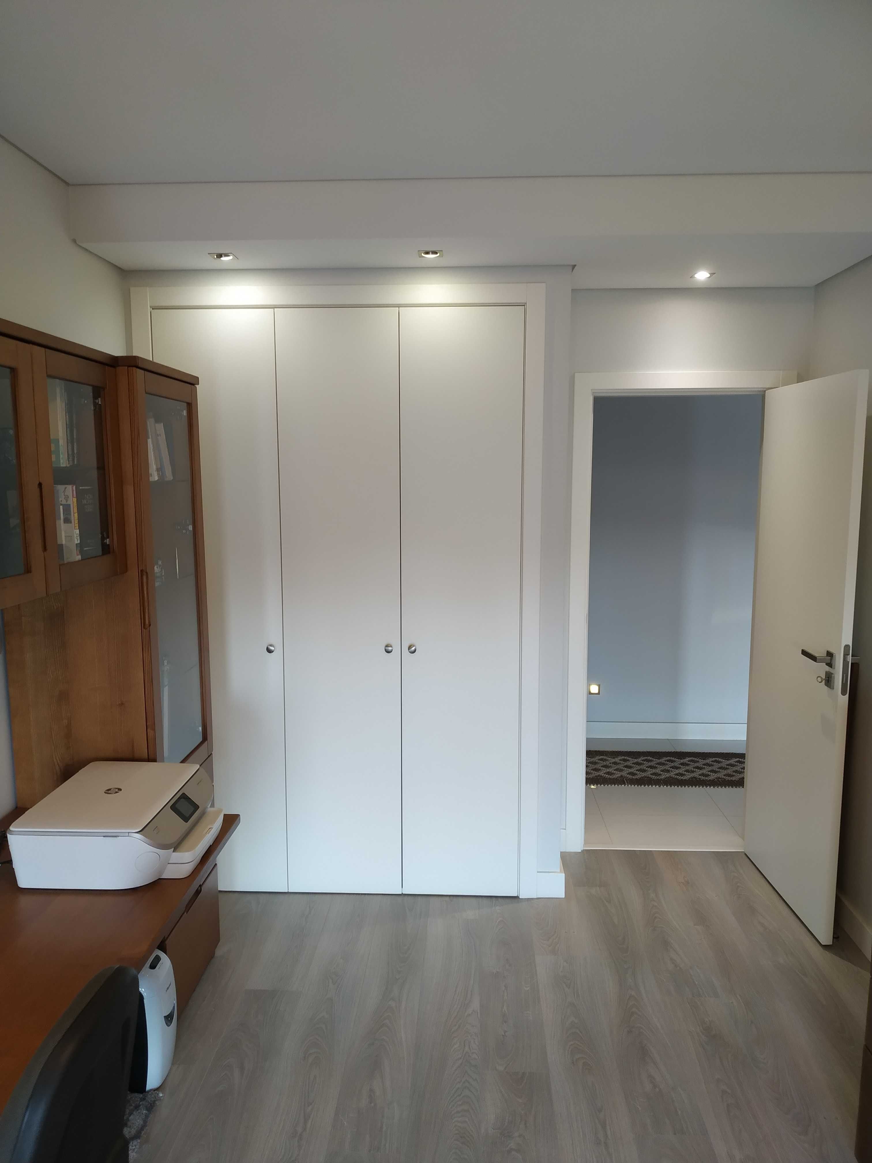 Apartamento T3 novo na Malvarosa com vista rio