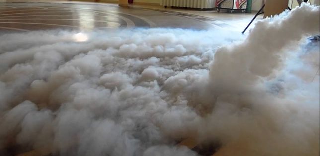 wytwornica dymu ciezki dym taniec w chmurach