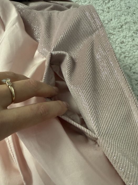 Жіноча зимова куртка S