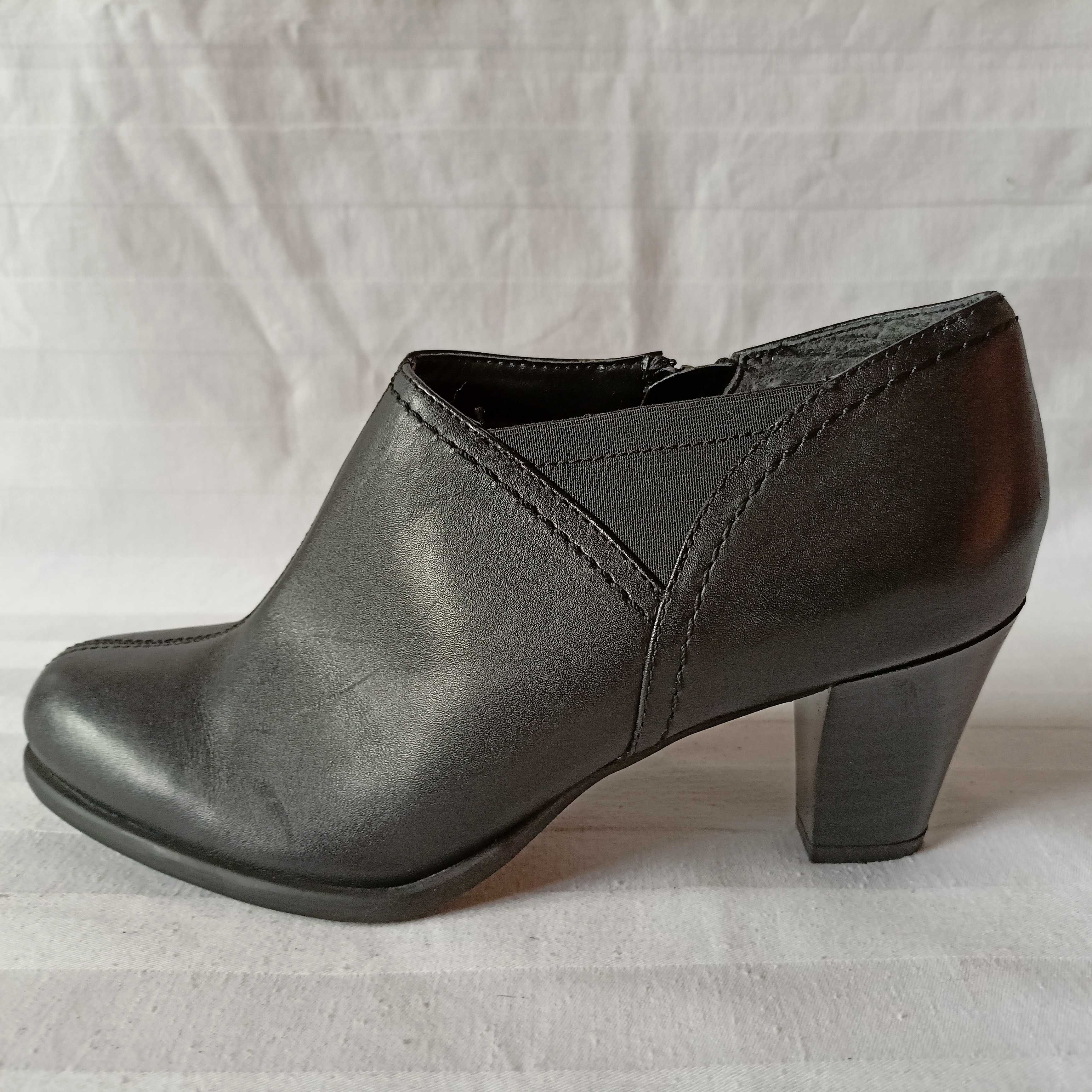 Clarks roz. 38,5 cm/5D/ - dł. wkł.24,5 cm- skóra- stan bdb