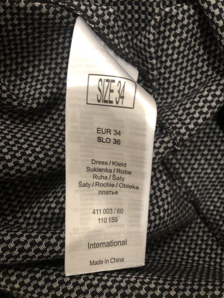 Sukienka do biura r.34