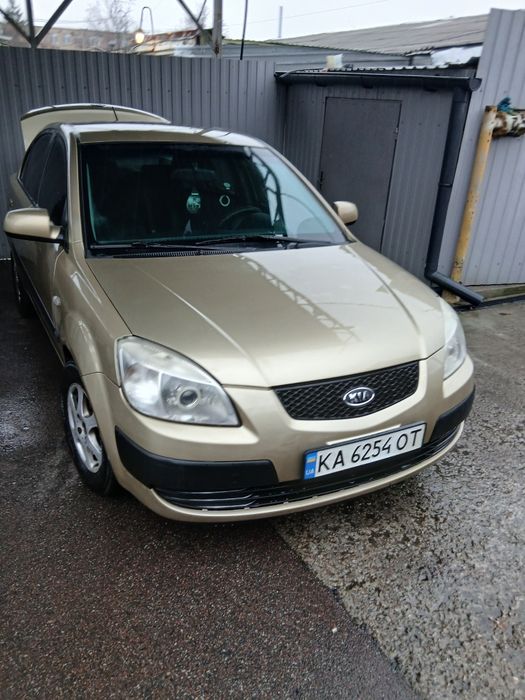Kia rio 2007 рік