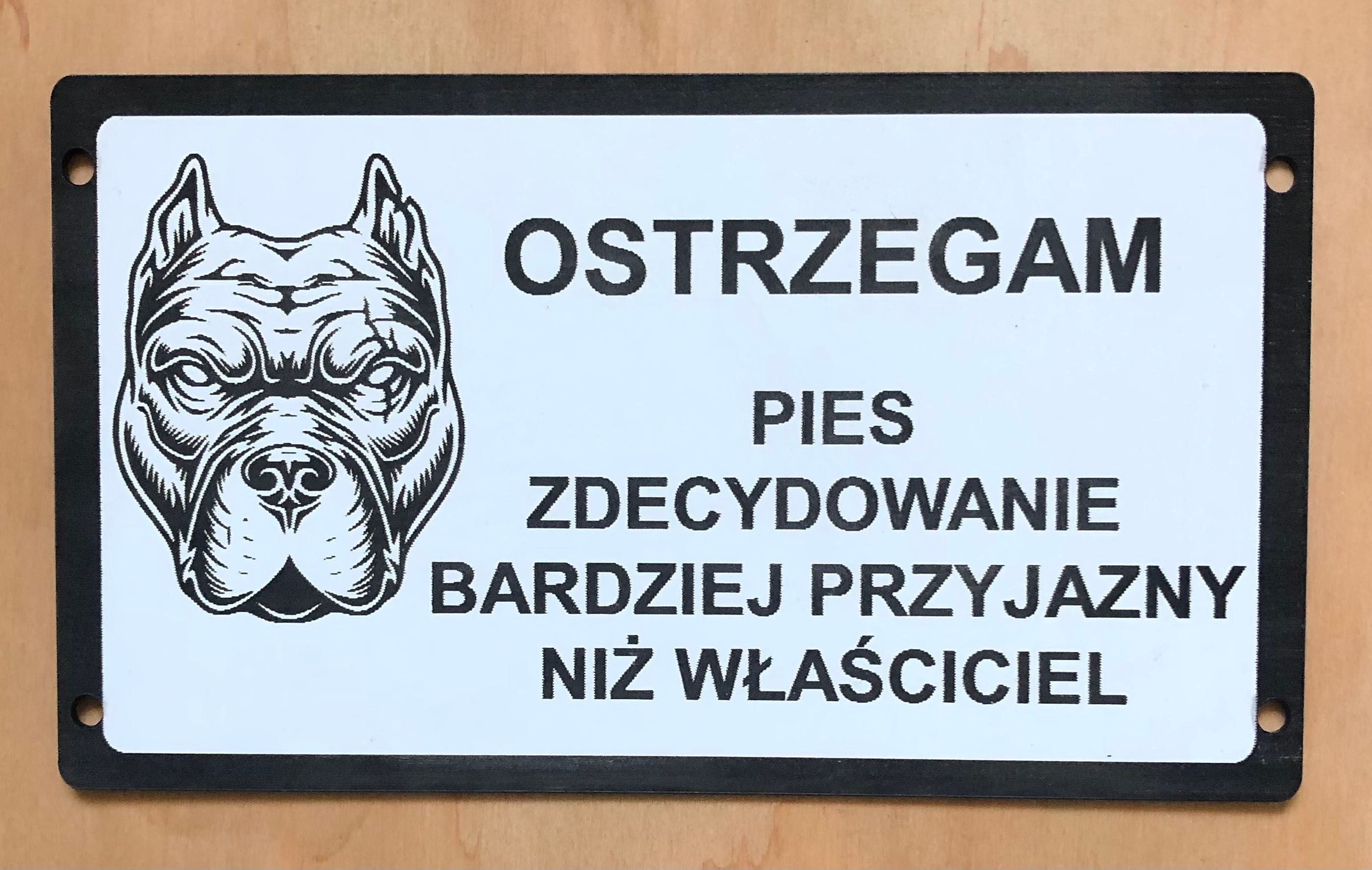 Uwaga zły pies różne tabliczki